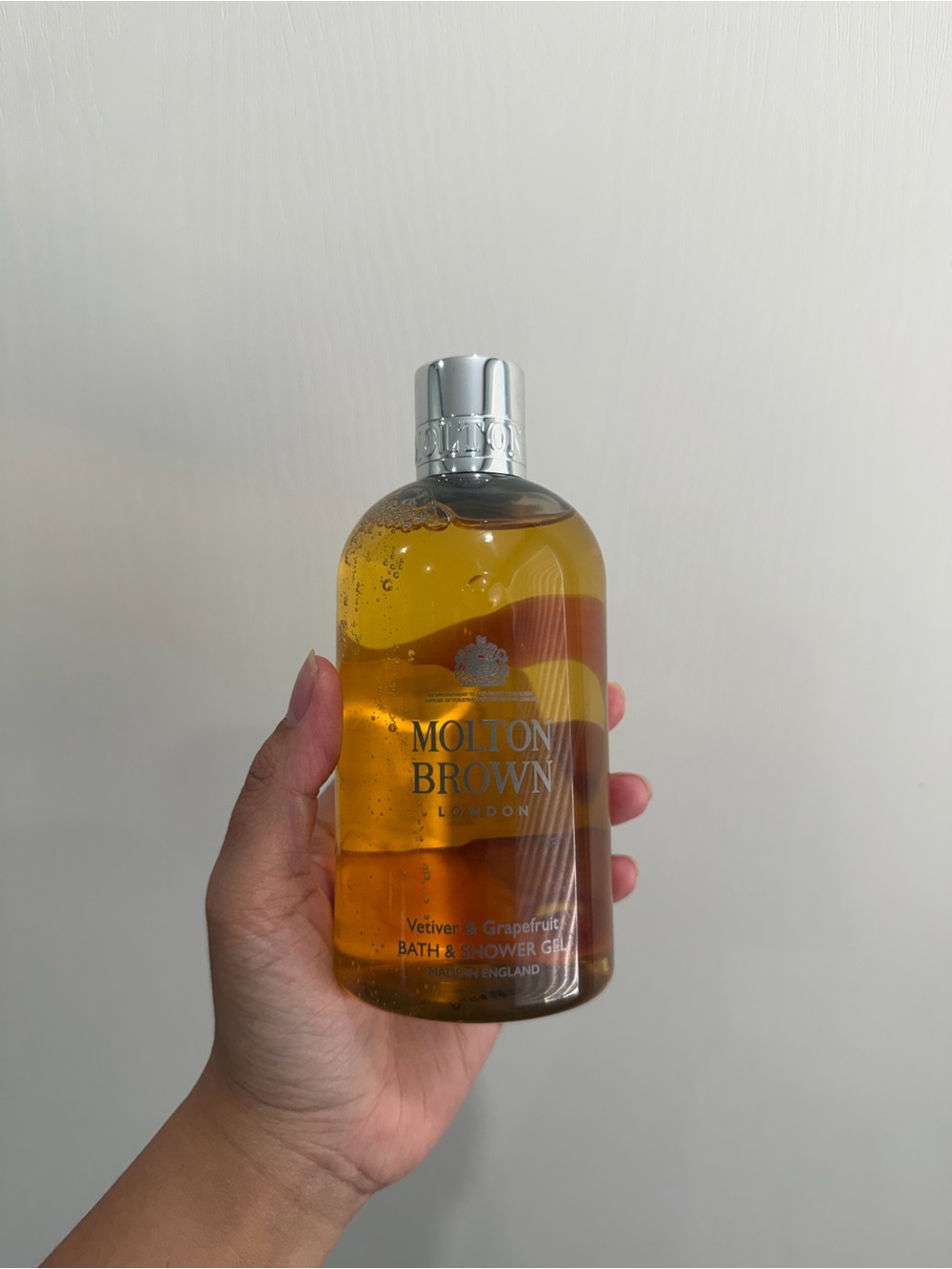 Molton Brown London Vetiver And Grapefruit Bath & Shower Gel, 10 oz